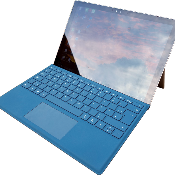 مایکروسافت سرفیس پرو مدل Microsoft Surface Pro 4 با کیبورد